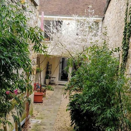 Le 3 Rue Grande Bed and Breakfast Moret-sur-Loing Εξωτερικό φωτογραφία