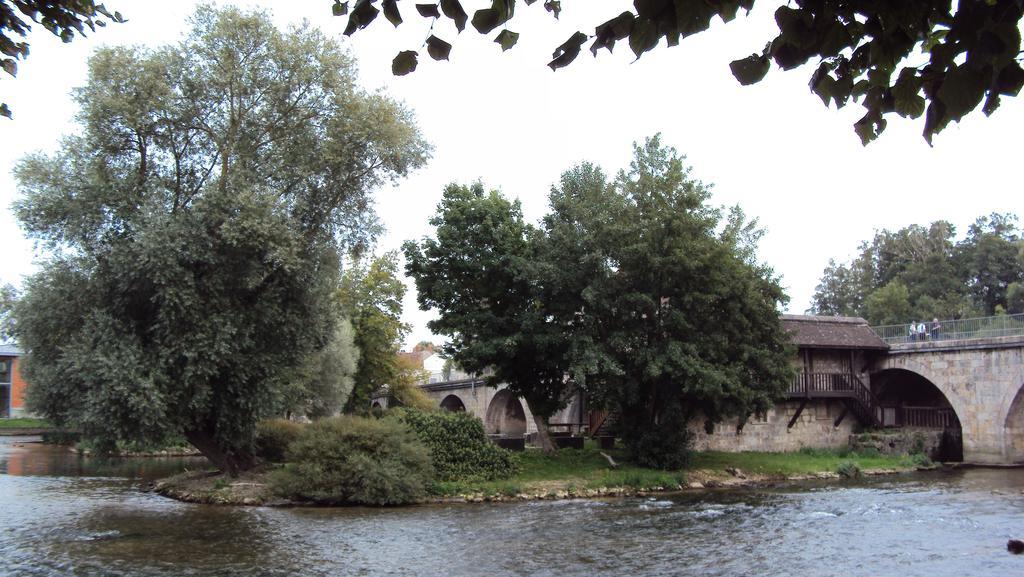 Le 3 Rue Grande Bed and Breakfast Moret-sur-Loing Εξωτερικό φωτογραφία